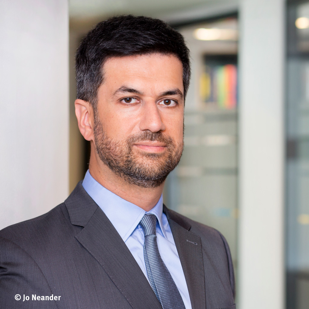 ArashBakhtyari_watermark1 Arash Bakhtyari